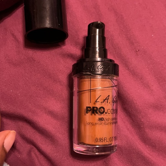 La Pro coverage Foundation Rich Cocoa 🍫 - Picture 2 of 3